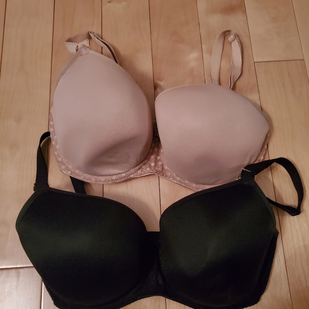 Lot of 2 Freya 30G bra nude and black